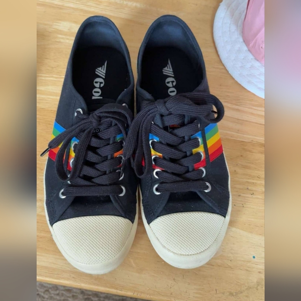 Gola Size 6 Sneakers